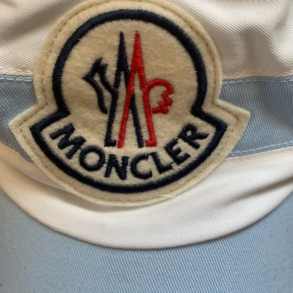NWT Moncler Cap Baby Blue /White Onesize - Picture 2 of 11